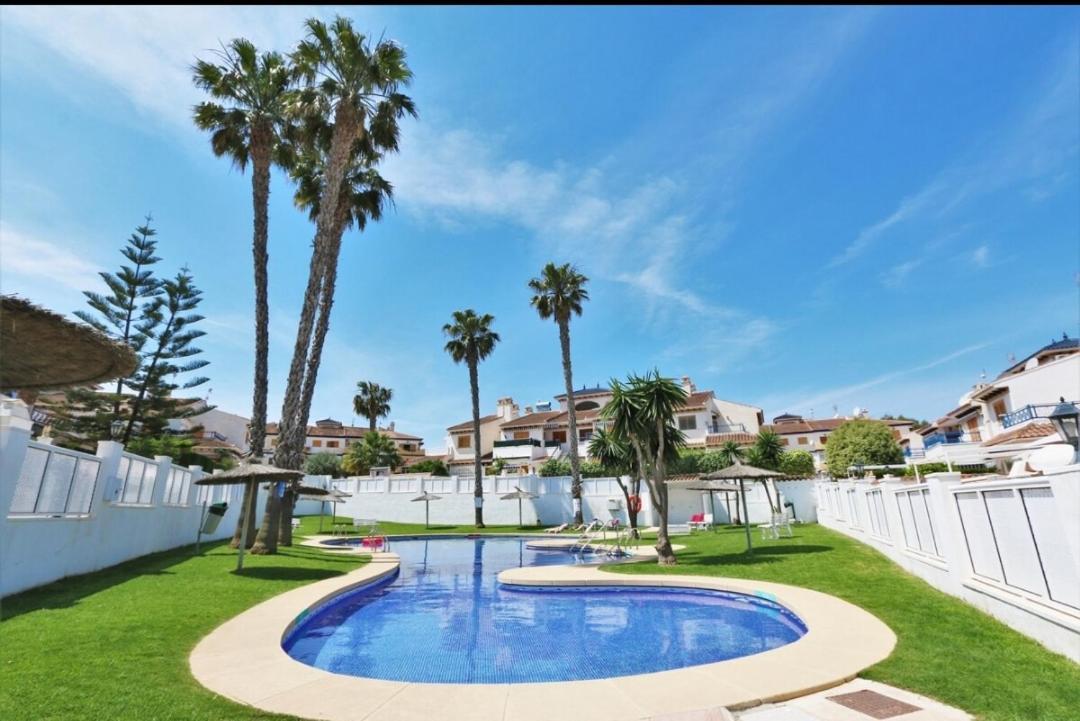 Chalet Adosado En Riomar-3, Urbanizacion Residencial Privada Torre de la Horadada ภายนอก รูปภาพ